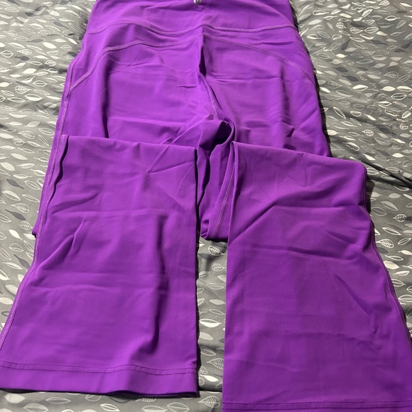 Lululemon lemon align size 8 - Picture 2 of 3